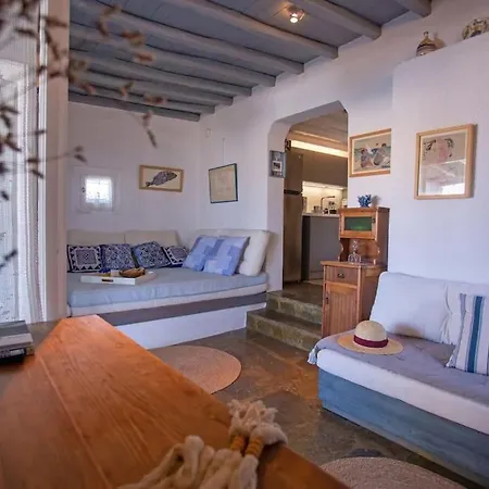 בית נופש Cosy Boheme Retreat With Sea Views